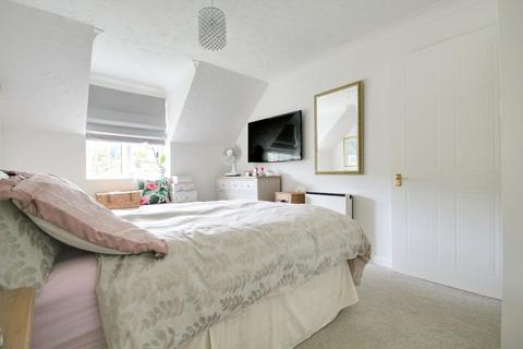 1 bedroom retirement property for sale - Cissbury Court, Findon Road, Worthing BN14 0BF