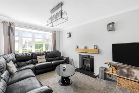 19 Appletree Drive, Hambleton, Selby, YO8 9QG