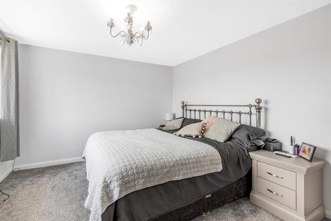 19 Appletree Drive, Hambleton, Selby, YO8 9QG