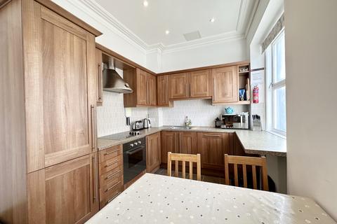 2 bedroom flat for sale, Victoria Street, Tenby, Pembrokeshire, SA70