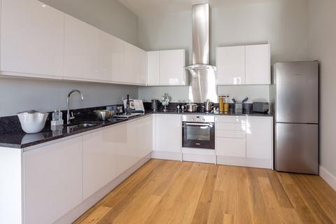 2 bedroom apartment for sale, High Street, Slough