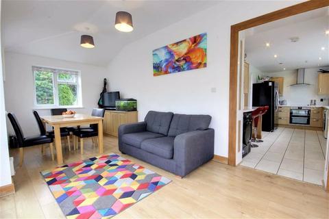 1, Holwell Manor Cottages Essendon Hill, Essendon, Hatfield, AL9 6AE