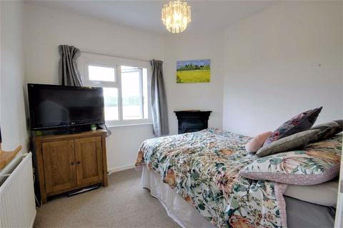 1, Holwell Manor Cottages Essendon Hill, Essendon, Hatfield, AL9 6AE