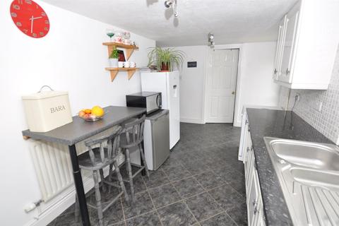 1 Herbert Terrace, St Clears, Carmarthen, SA33 4DU