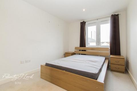 1 bedroom apartment to rent, Hereford Road, London