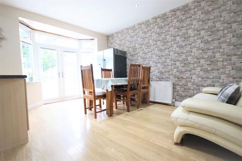 73 Yew Tree Drive, Blackburn, BB2 7DW