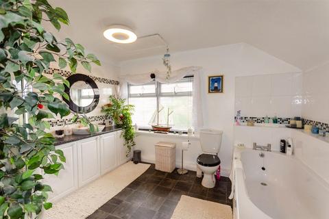 1 Maude Close, Keyingham, Hull, HU12 9TS