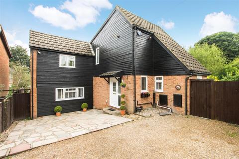 7b Winton Road, Orpington, BR6 7AL