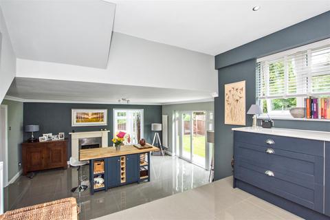 7b Winton Road, Orpington, BR6 7AL