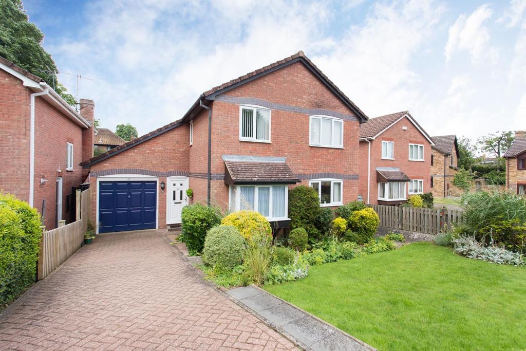 Rochester Avenue, Canterbury 4 bed house £475,000