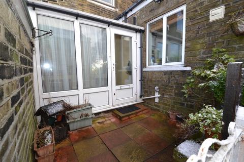 21 Albert Street, Queensbury, Bradford, BD13 1AT