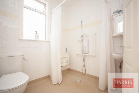 93 Bathurst Gardens, London, NW10 5JJ