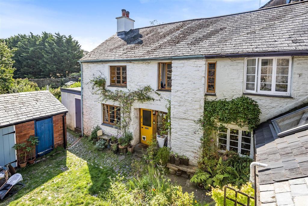 Buckfastleigh 2 bed terraced house £215,000