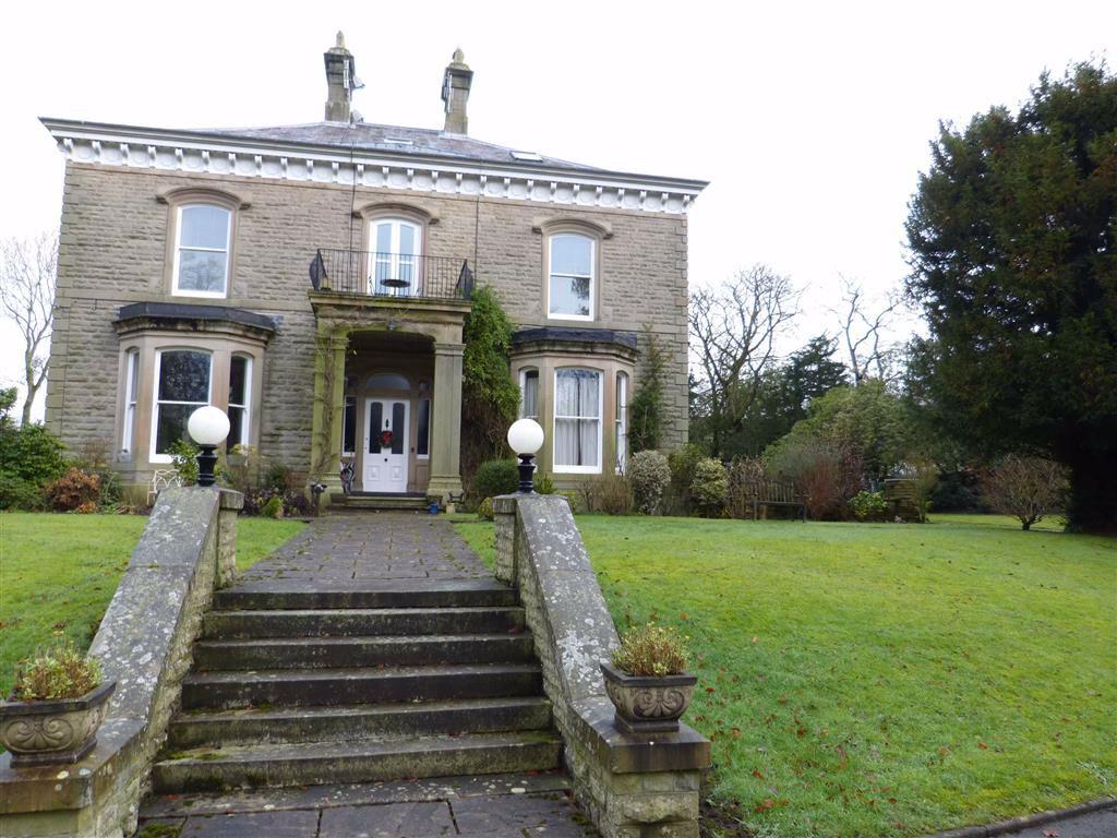 Swallow House Lane, Hayfield, High Peak, Derbyshire 2 bed apartment £