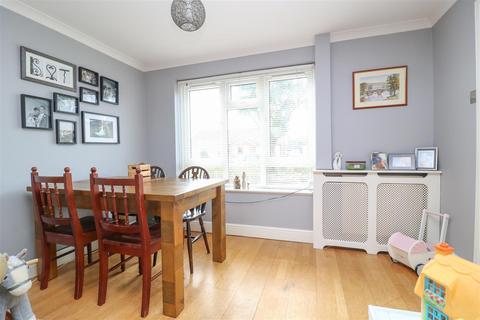37 Baker Avenue, Hatfield Peverel, Chelmsford, CM3 2LH