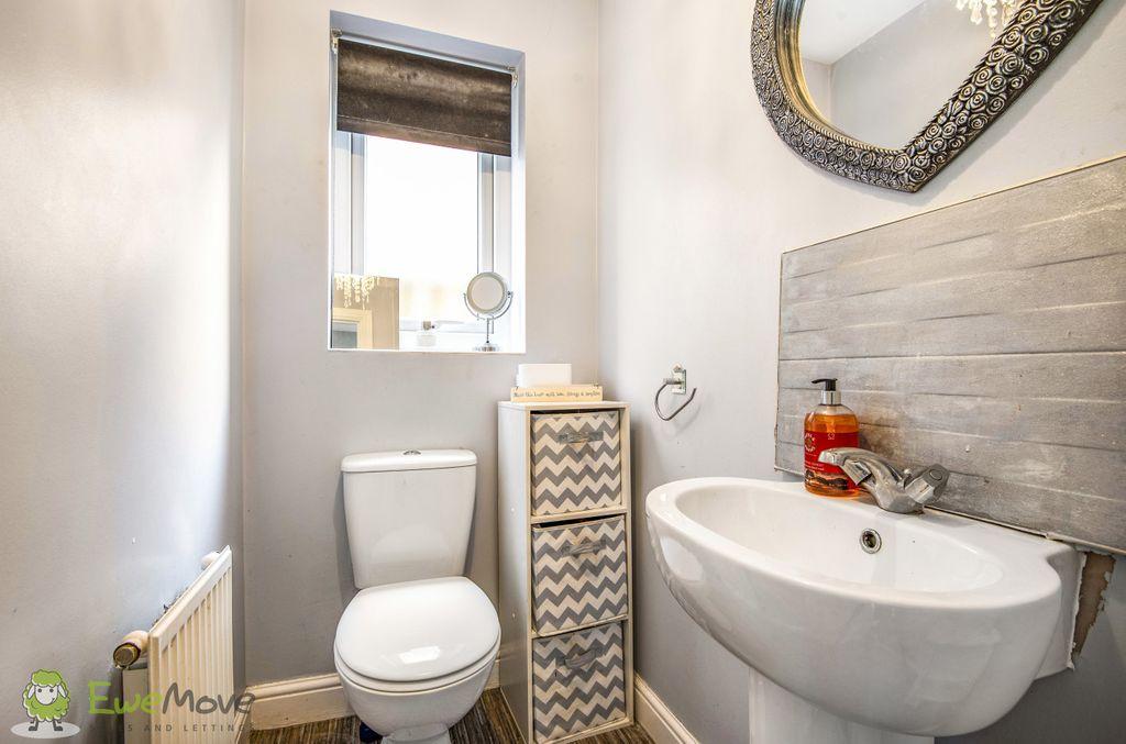 Bathroom (Downstairs W.C)