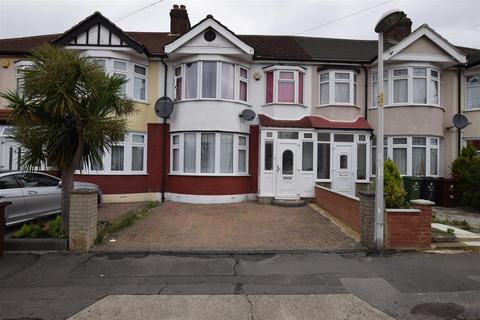 43 Adelaide Gardens, Romford, RM6 6SS