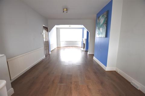 43 Adelaide Gardens, Romford, RM6 6SS