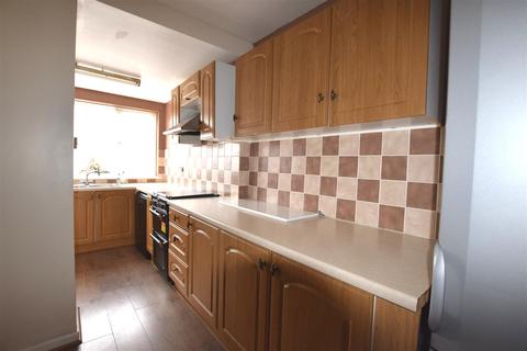 43 Adelaide Gardens, Romford, RM6 6SS