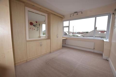 43 Adelaide Gardens, Romford, RM6 6SS