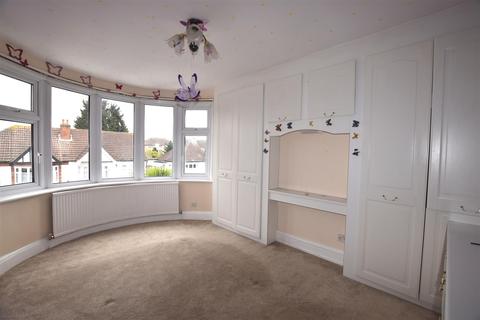 43 Adelaide Gardens, Romford, RM6 6SS