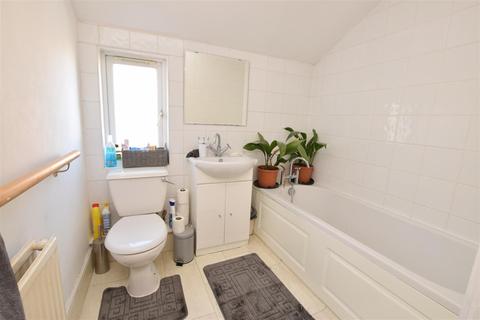 14 Alexandra Road, Chadwell Heath, Romford, RM6 6UL