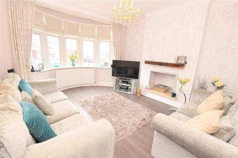 32 Reynolds Avenue, Chadwell Heath, Romford, RM6 4NS
