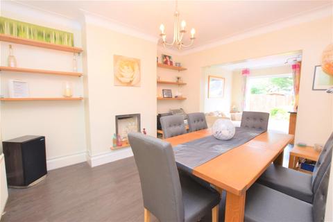 32 Reynolds Avenue, Chadwell Heath, Romford, RM6 4NS