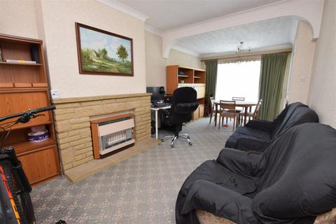 12 Farrance Road, Romford, RM6 6EB