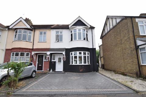 4 bedroom end of terrace house for sale, Willow Road, Chadwell Heath, Romford, Essex, RM6