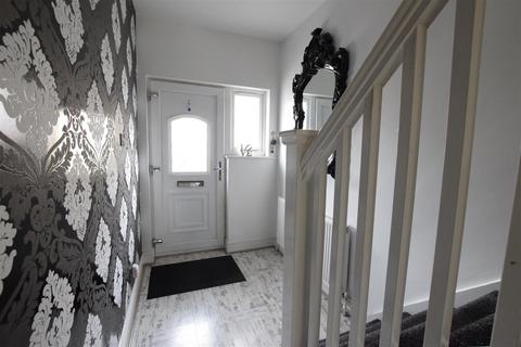 4 bedroom end of terrace house for sale, Willow Road, Chadwell Heath, Romford, Essex, RM6