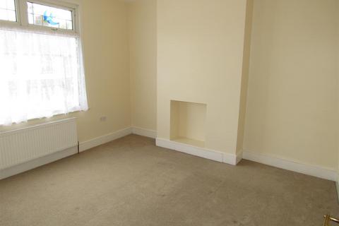 3 bedroom terraced house to rent, Morden Road, Chadwell Heath, Romford, Essex, RM6