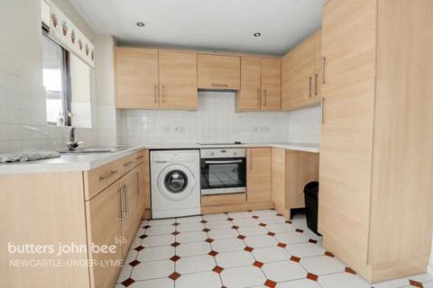 2 bedroom semi-detached house to rent, Lionel Grove, Stoke-on-trent