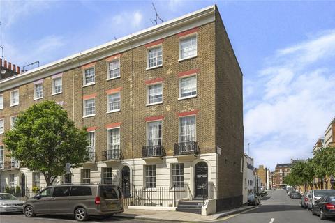 Studio to rent, Blandford Street, London