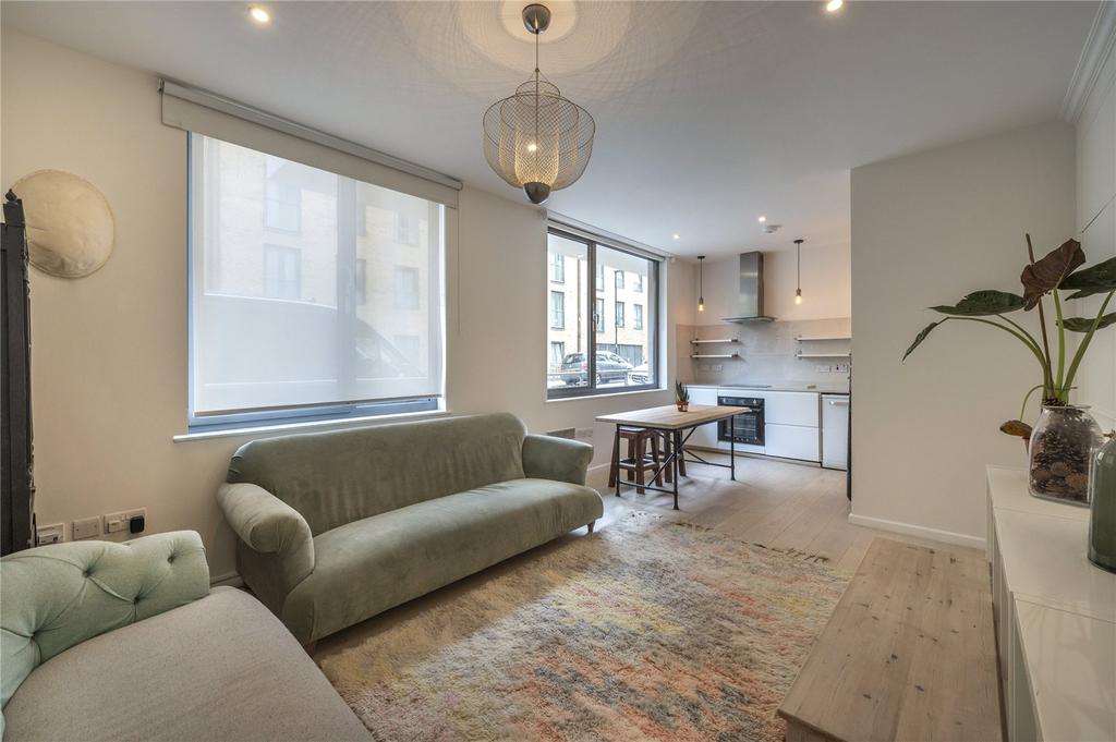 Gifford Street, Islington, London 2 bed flat £2,900 pcm (£669 pw)