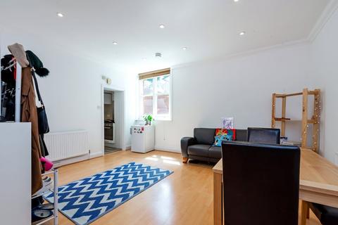 1 bedroom apartment for sale, Eton Avenue, London, NW3