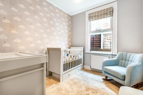 5 Waldron Road, London, SW18 3TB