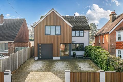 4 bedroom detached house for sale, North Lane, Nomansland, Salisbury, SP5