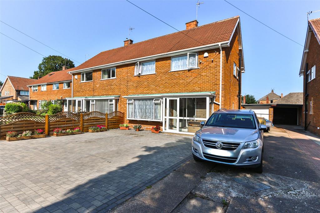 Elmfield Drive, Cottingham, HU16 3 bed semidetached house £250,000