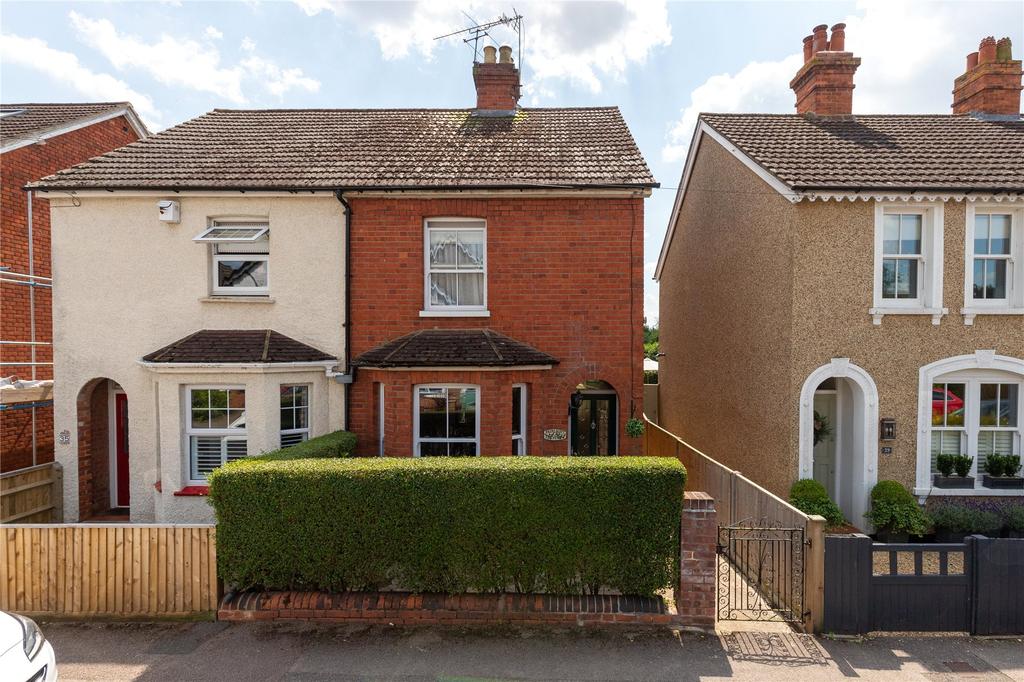 Alwyn Road, Maidenhead, Berkshire, SL6 3 bed semidetached house £500,000