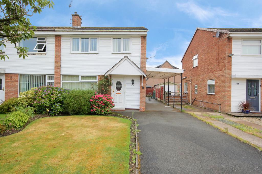 Needham Drive, Hartford, CW8 3 bed semidetached house £210,000