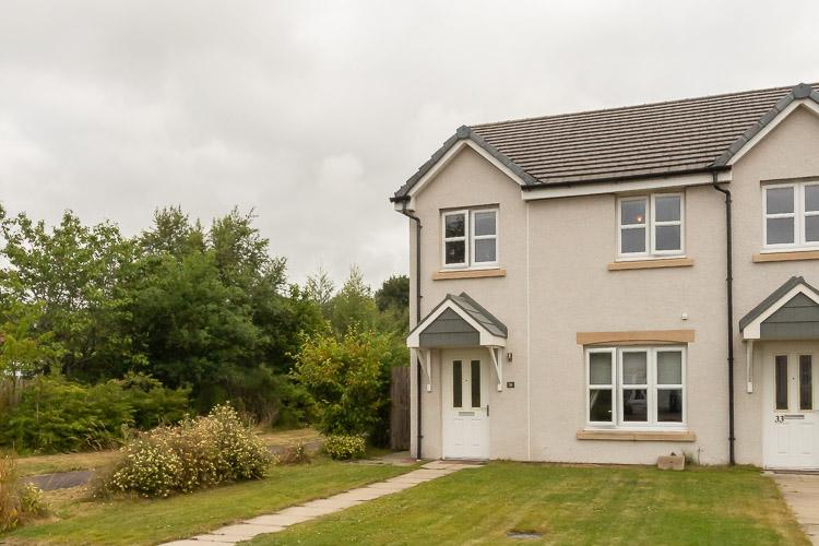 31 William Dickson Drive, Blairgowrie... 3 bed end of terrace house £