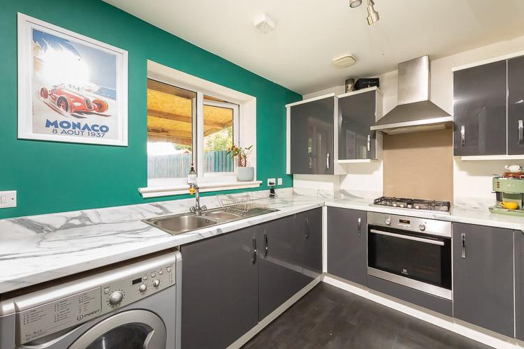 Kitchen/Dining