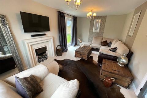 10 Coopers Close, Halifax, HX2 0SJ