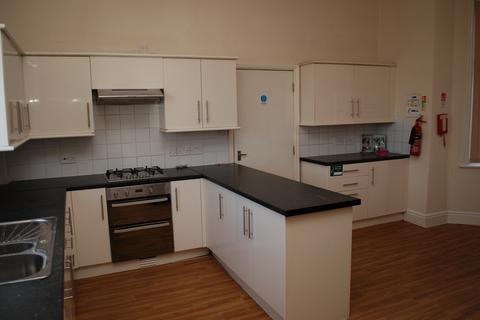 6 bedroom house share for sale - Townley Street, M24 1AT