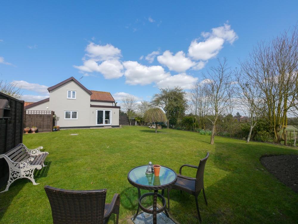 Bay Tree Cottage, Framlingham, Suffolk 2 bed semidetached house £320,000