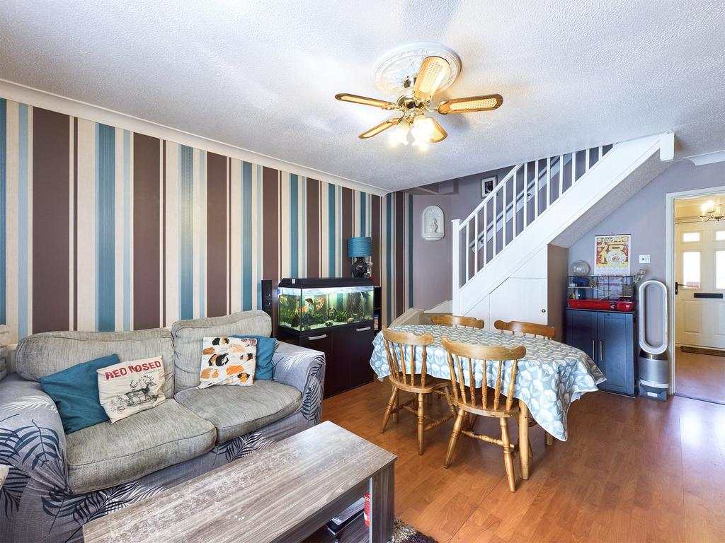 Living Dining Area