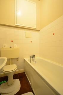 23 Stuart Crescent, London, N22 5NN