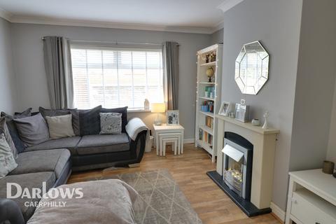 39 Pleasant View, Maesycwmmer, Hengoed, CF82 7PY