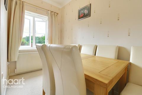 12 Harberd Tye, Chelmsford, CM2 9GJ